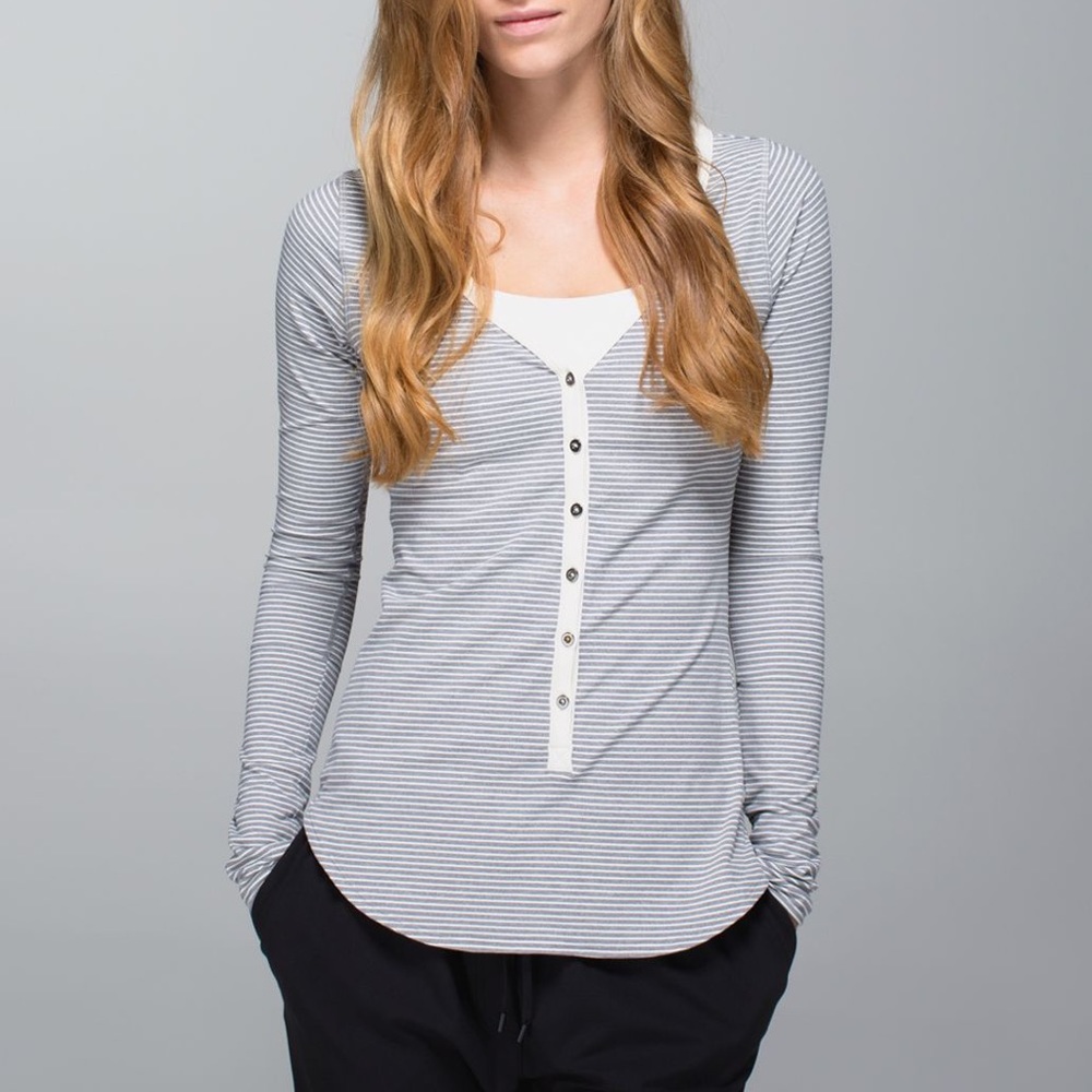 Lululemon Athletica awesoma Henley top angel wing stripe long sleeve 4 XS